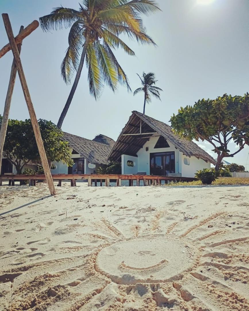 Almas Beach Boutique Hotel Makunduchi Bagian luar foto