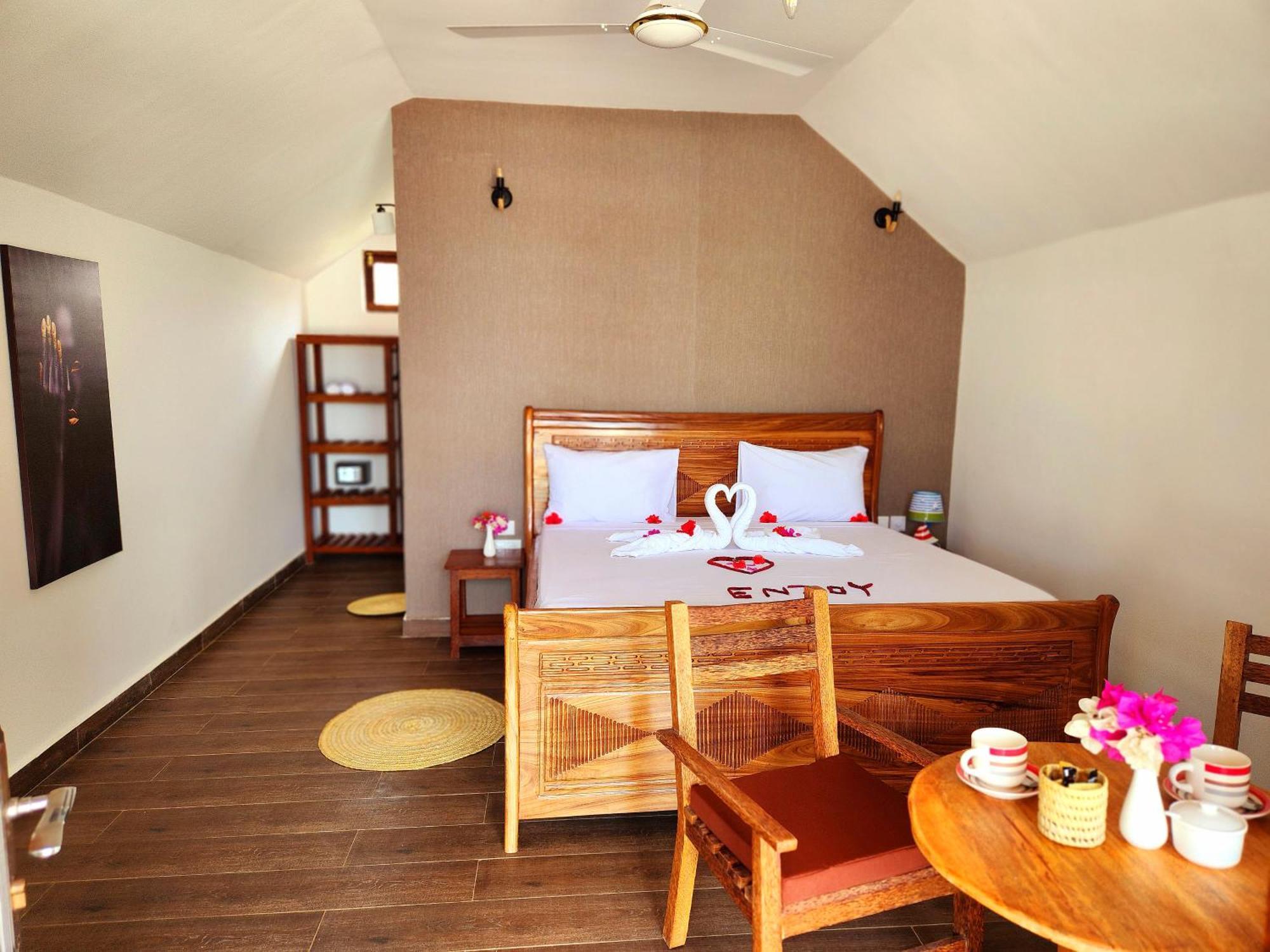 Almas Beach Boutique Hotel Makunduchi Bagian luar foto