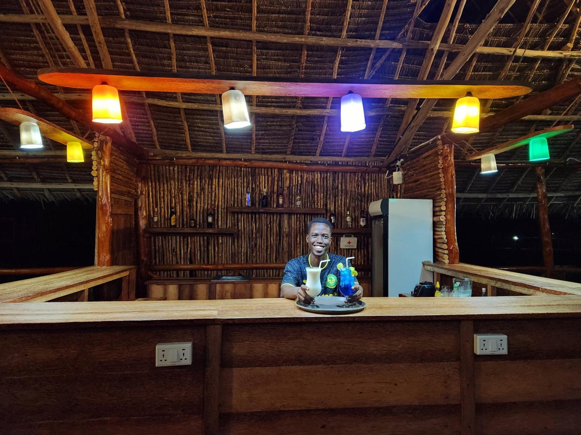 Almas Beach Boutique Hotel Makunduchi Bagian luar foto